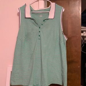 Green button up summer shirt